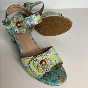 NWT! L'Artiste by Spring Step Vogeush Floral Heeled Sandals - Size 8.5 (39)